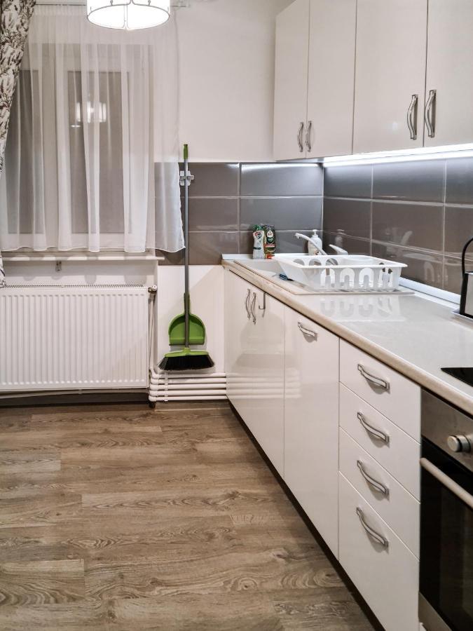 Apartament Alina Deva Exterior foto